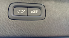 Volvo XC90 2.0 T8 406 PHEV Ultra Dark 5dr AWD Geartronic Estate